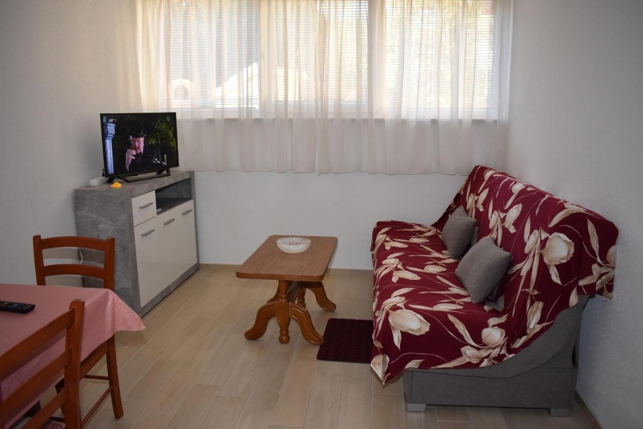 Apartments Sime Soline Біоград-на-Мору Номер фото