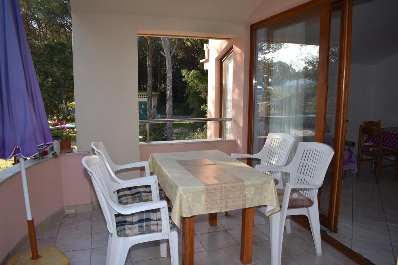 Apartments Sime Soline Біоград-на-Мору Номер фото
